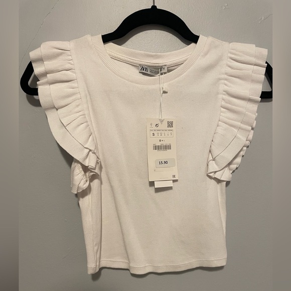 Zara White Ruffle Ribbed Crop Top - Picture 3 of 3